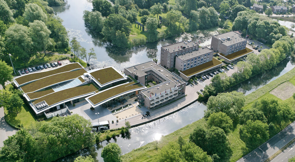 Het groene dak van hotel Mitland in Utrecht
